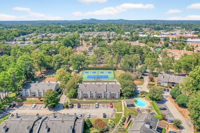 Building Photo - 110 Park Ridge Cir