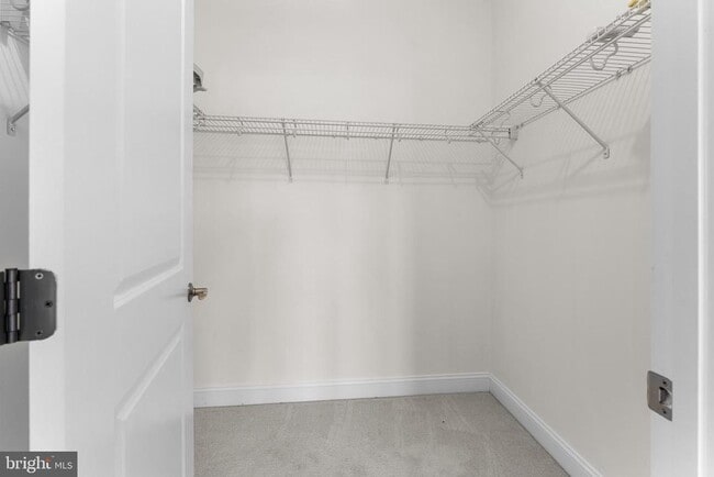 Building Photo - 5974 Logans Way