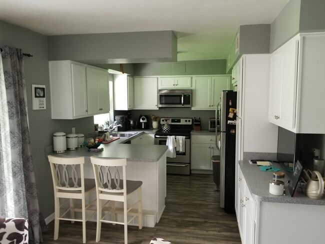 Building Photo - Ridgewood