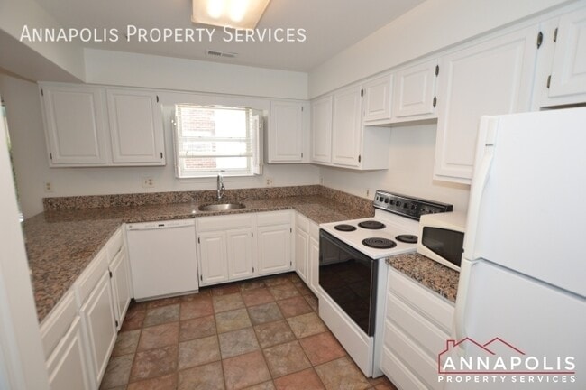 Building Photo - 934 Bay Ridge Ave