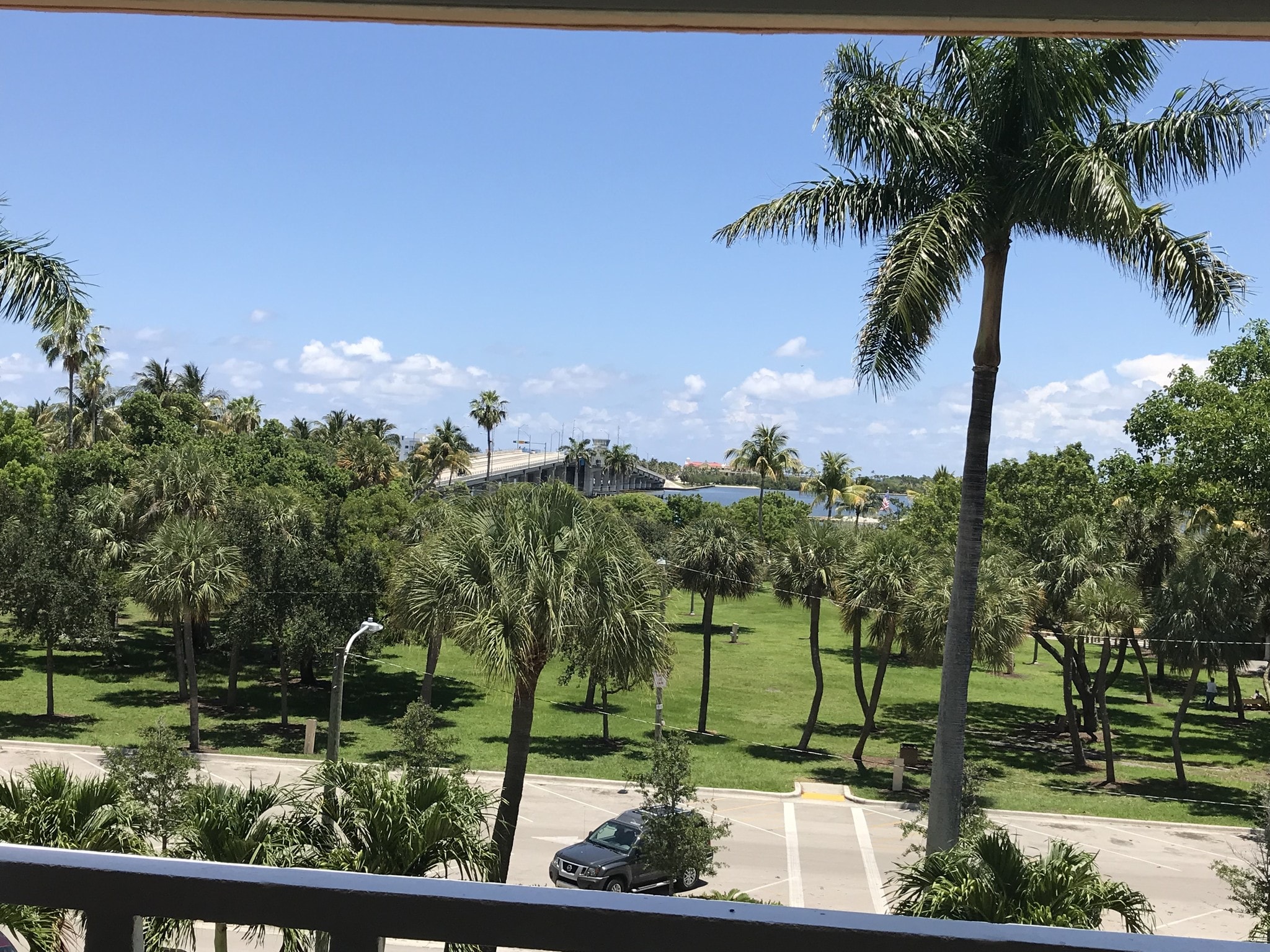 View of Bryant Park and Intracoastal Waterway. - 15 S Golfview Rd