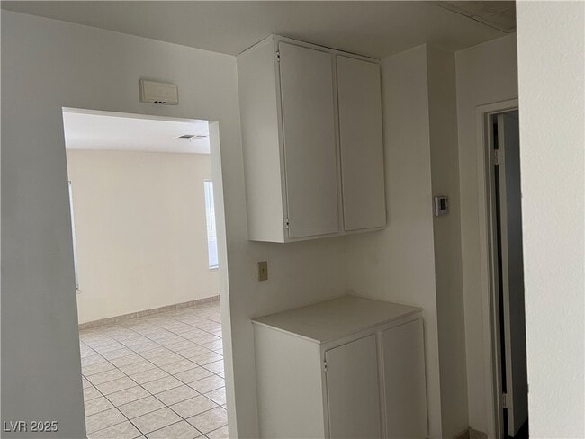 Building Photo - 1628 Starridge Way