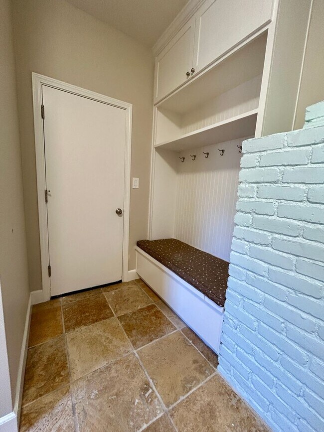 Building Photo - Charming Santa Clara Home – Prime Location...