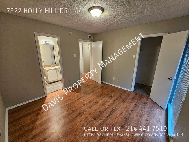 Building Photo - 7522 Holly Hill Dr