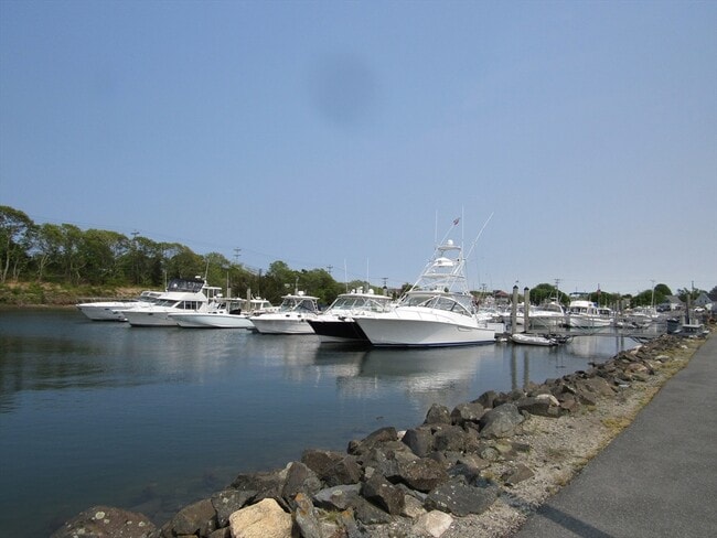 Building Photo - 47 Bourne Neck Dr