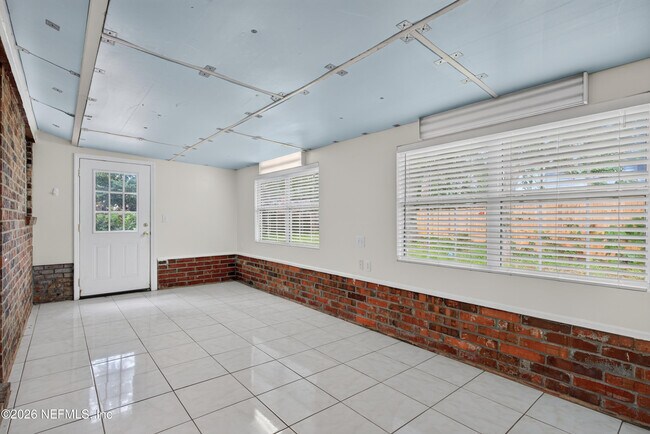 Building Photo - 9954 Larkdale Ct