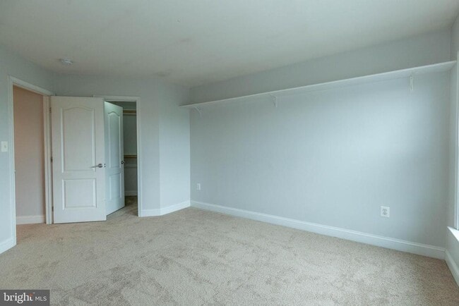 Building Photo - 391 Sheerer Dr
