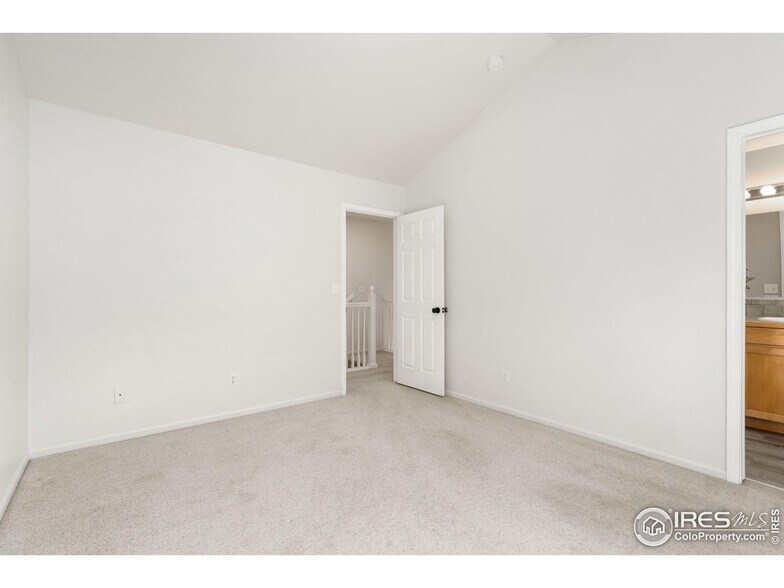 Building Photo - 2908 Des Moines Dr