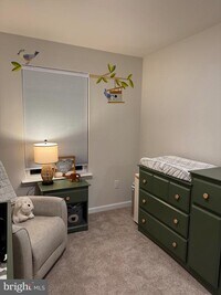 Building Photo - 288 Macoun Way