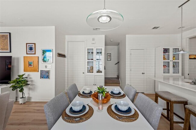 Building Photo - 3112 Corbin Ln