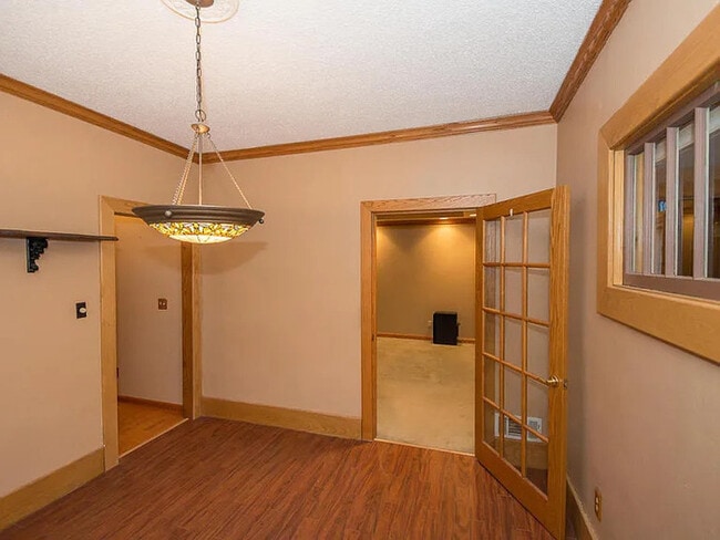 Building Photo - 1011 Cottonwood St