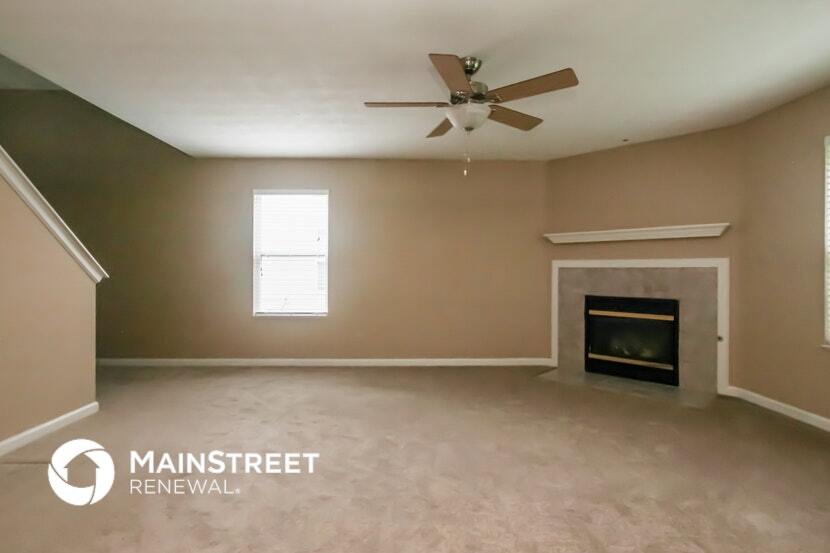 Building Photo - 3338 Montgomery Dr