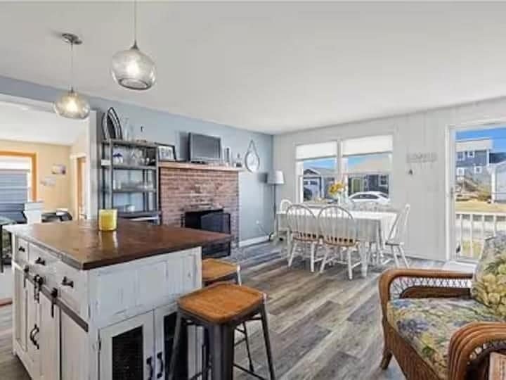 Building Photo - 10 Stanton Ave