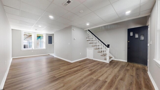 Building Photo - 722 Pearl Pl