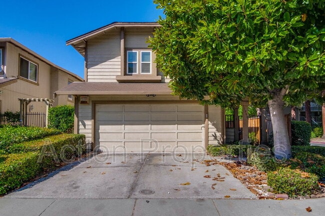 Primary Photo - 1999 Garden Bing Cir