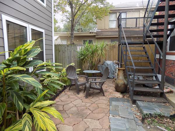 Primary Photo - 4106 Delano St