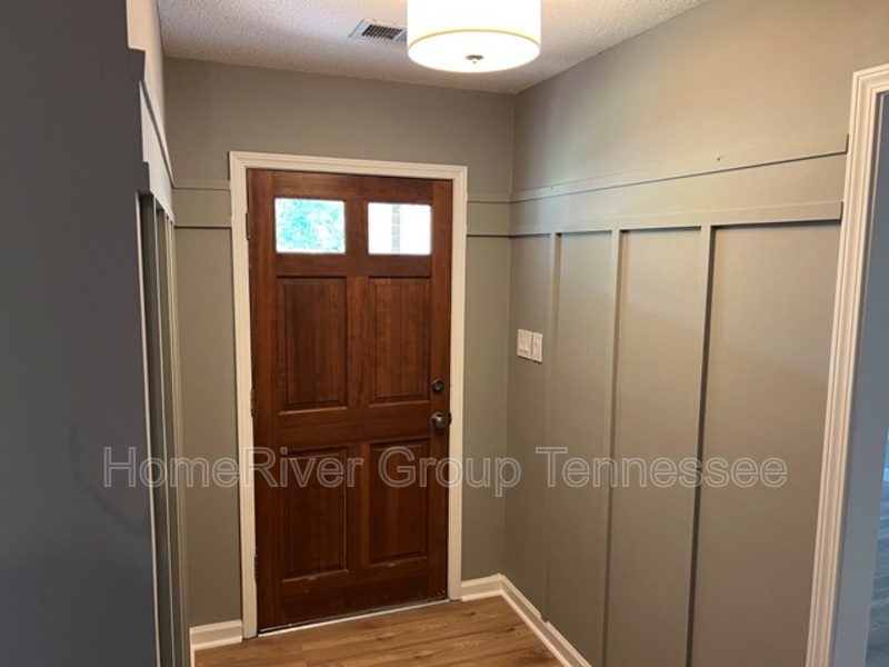Building Photo - 590 Featherwind Cove N