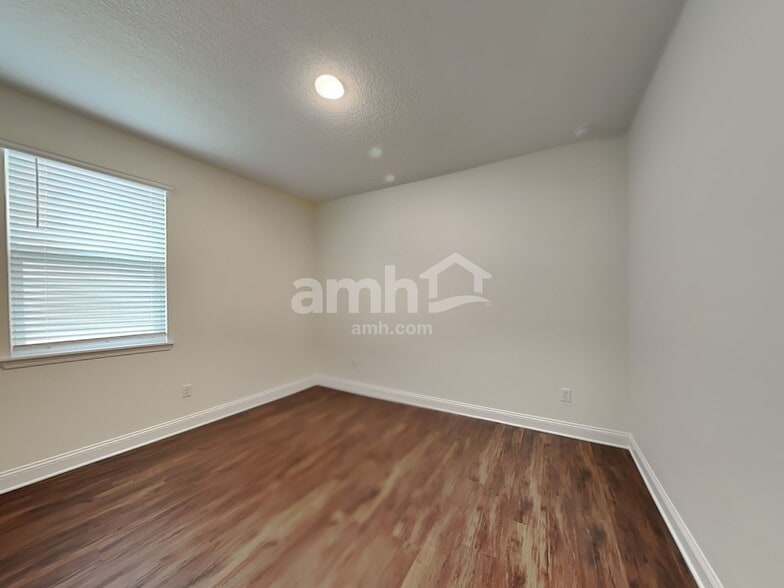 Building Photo - 146 Elcano Ln