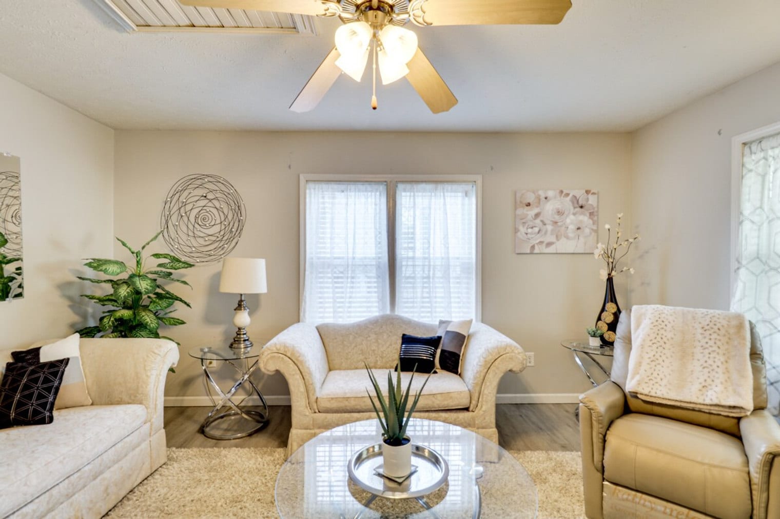 Building Photo - 1115 N Illinois Ave