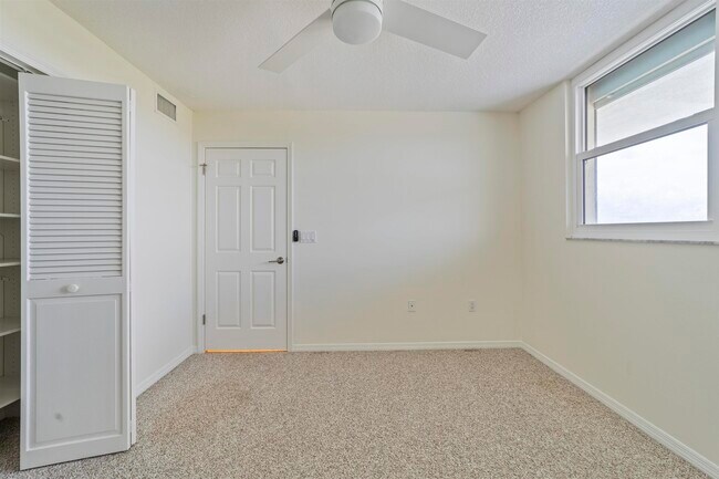 Building Photo - 8090 A1A S