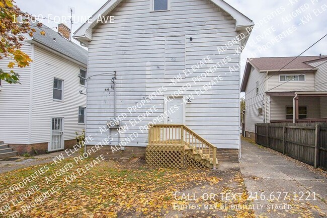 Building Photo - 11309 Fortune Ave