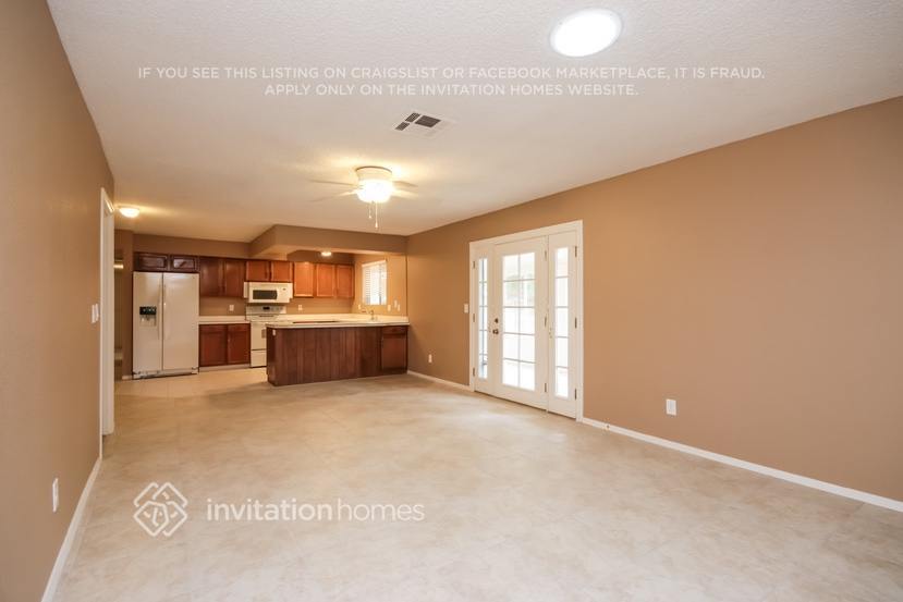 Building Photo - 4131 W Angela Dr