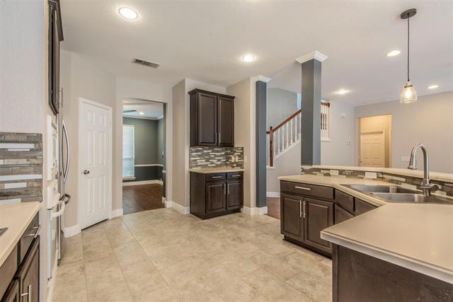 Building Photo - 11308 Blackhawk Dr