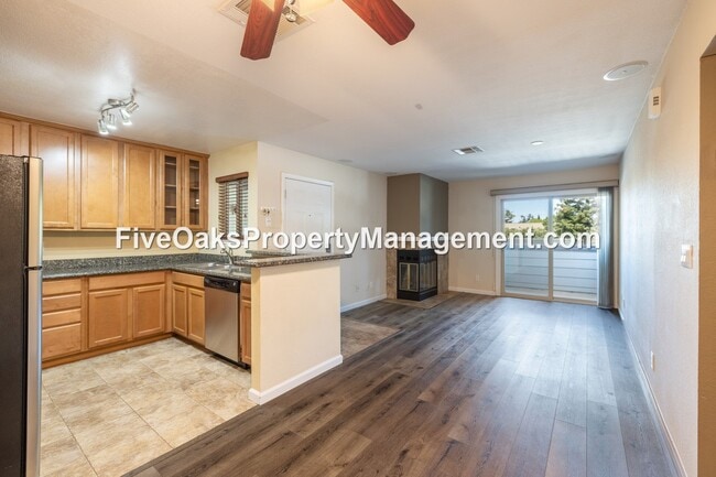 Building Photo - 3715 Tallyho Dr