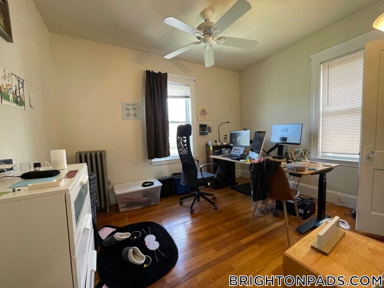 Building Photo - 40 Tremont St