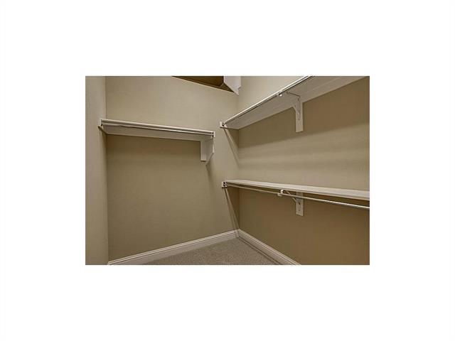 Building Photo - 6850 Deseo