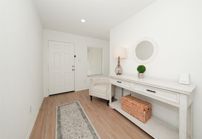 Building Photo - 26706 Paloma Blanca Dr