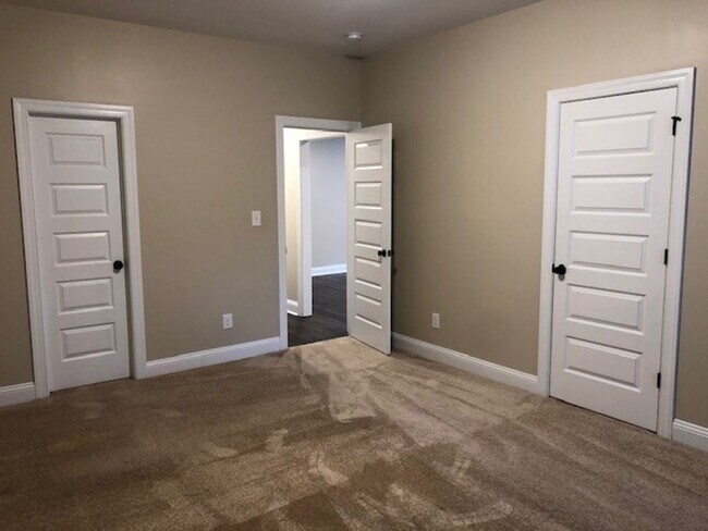 Building Photo - "Brand New Construction." Quiet location, charming, cozy 3 bedroom duplex