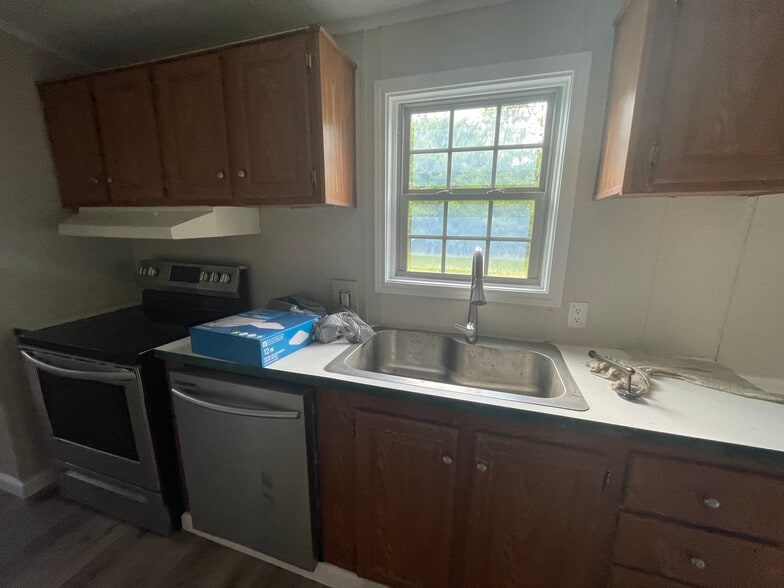 Building Photo - 762 CR 207