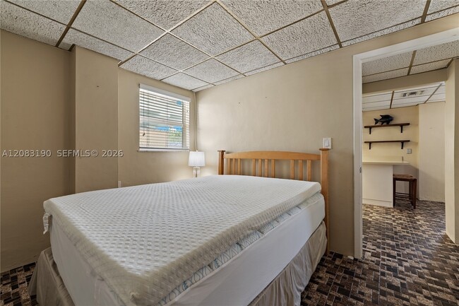 Building Photo - 621 Cuda Ln