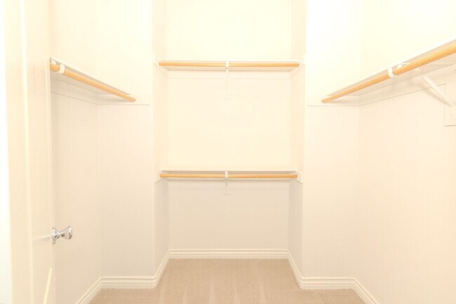 Building Photo - 9955 Watergum Trl