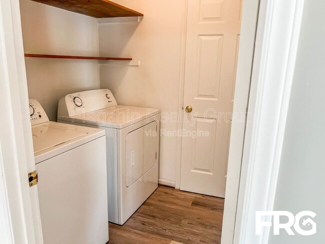 Building Photo - 100 Kristin Dr