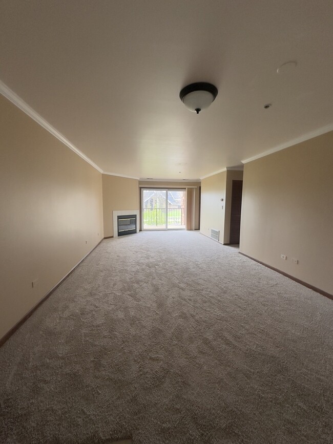 Building Photo - 641 Hapsfield Ln