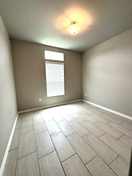 Bedroom 2 - 1904 Estes Flats Dr