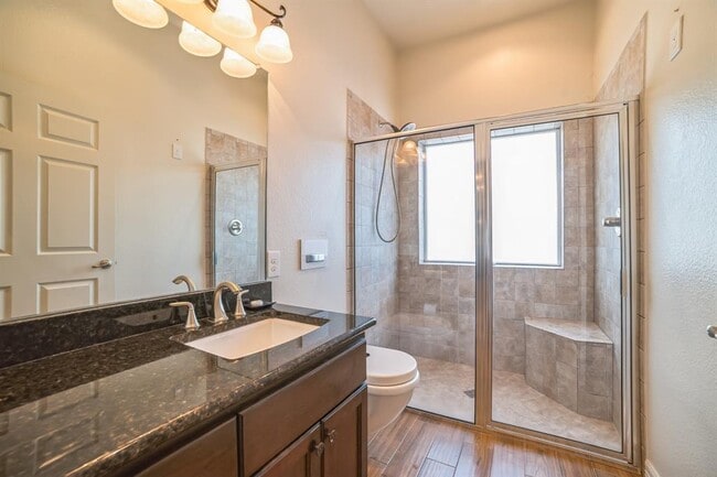 Building Photo - 520 Double Eagle Rnch Dr