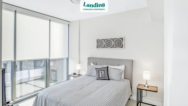 Building Photo - 3380 Peachtree Rd NE