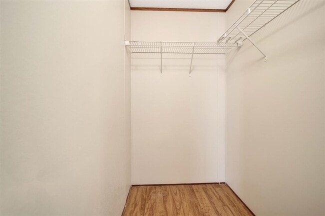 Building Photo - 204 Morris Ln