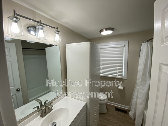 Building Photo - 6712 Caribou Ct