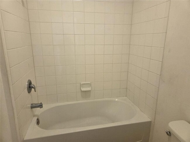 Building Photo - 5040 Beauclair St