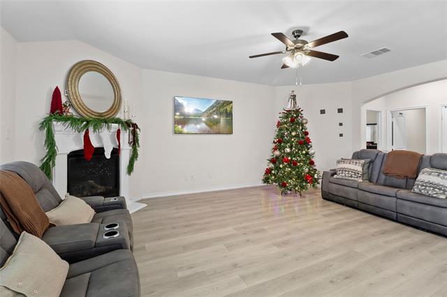 Building Photo - 316 Cowboy Wy