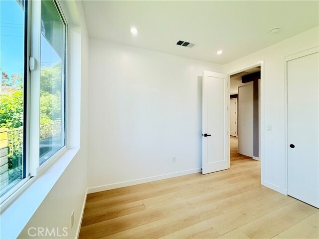 Building Photo - 15819 Del Prado Dr