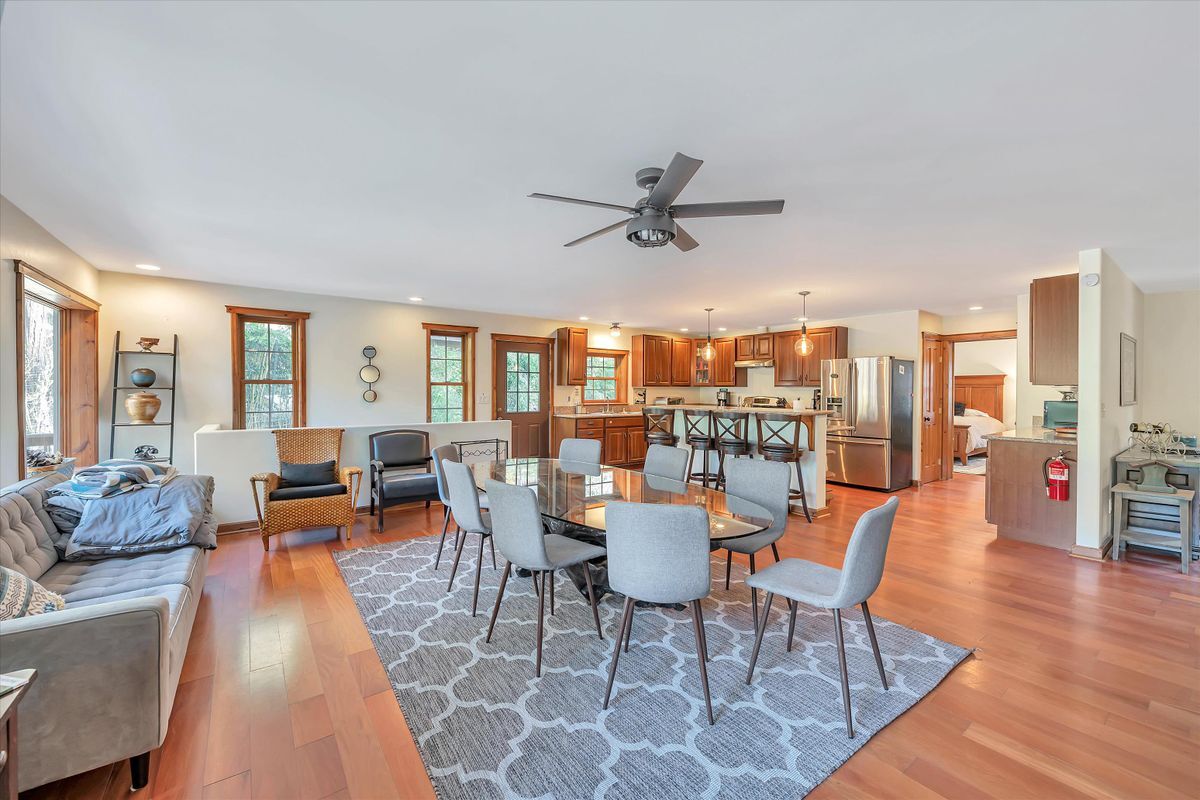 Building Photo - 1312 Squaw Rock Trail