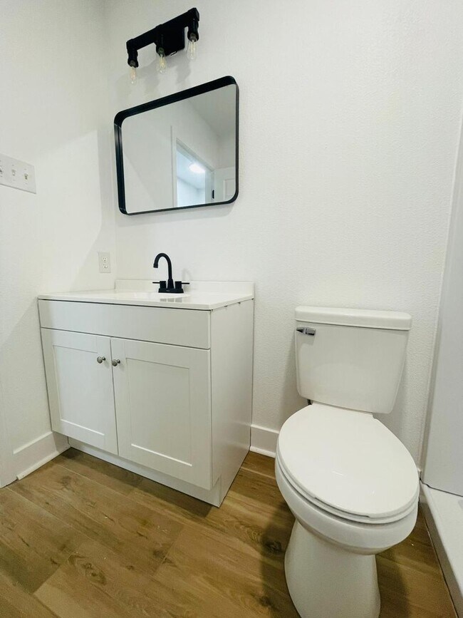 Building Photo - 2117 Pear Orchard Dr