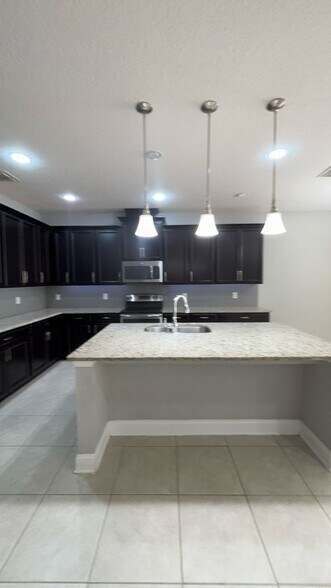 Building Photo - 5172 Appenine Loop E