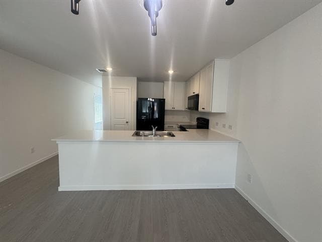 Building Photo - 423 Finch Cir