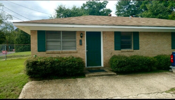 Primary Photo - 204 W Line Ave